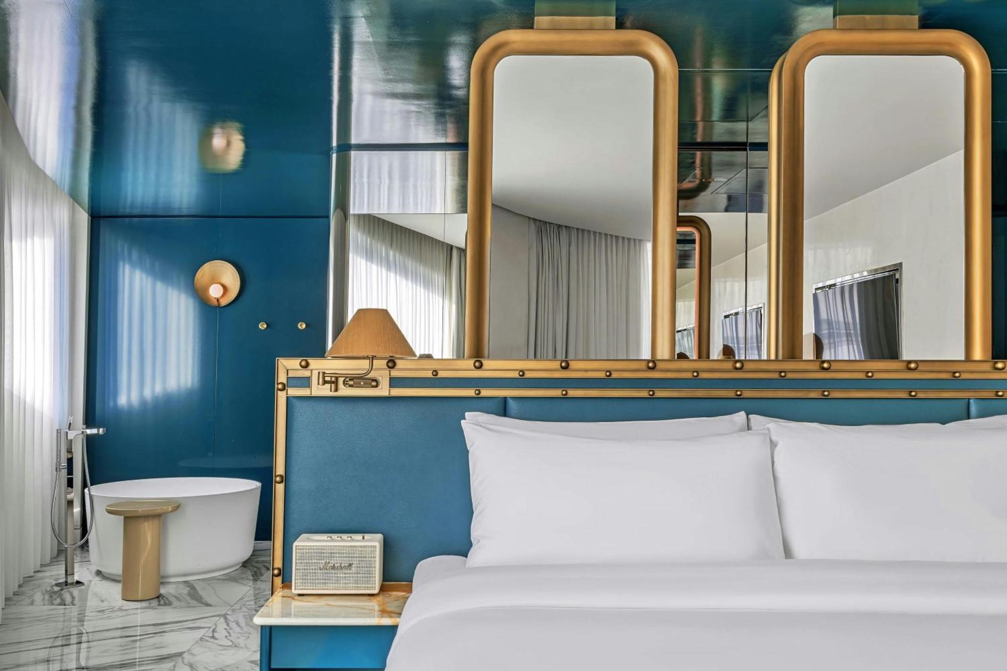 W Prague Hotel Eksteriør billede